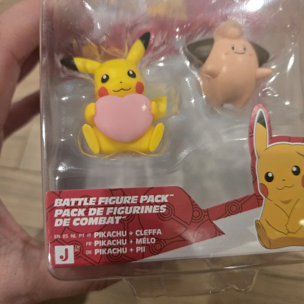 NWT Pokémon Pikachu & Cleffa Battle Figure Pack - Yellow & Pink Sealed